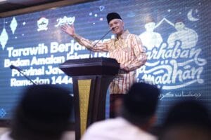 Tarawih Keliling Ganjar