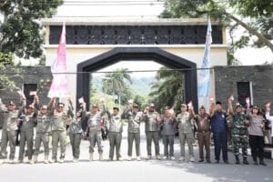 Aksi Gadeng Tangan Personel Meriahkan HUT Satpol PP