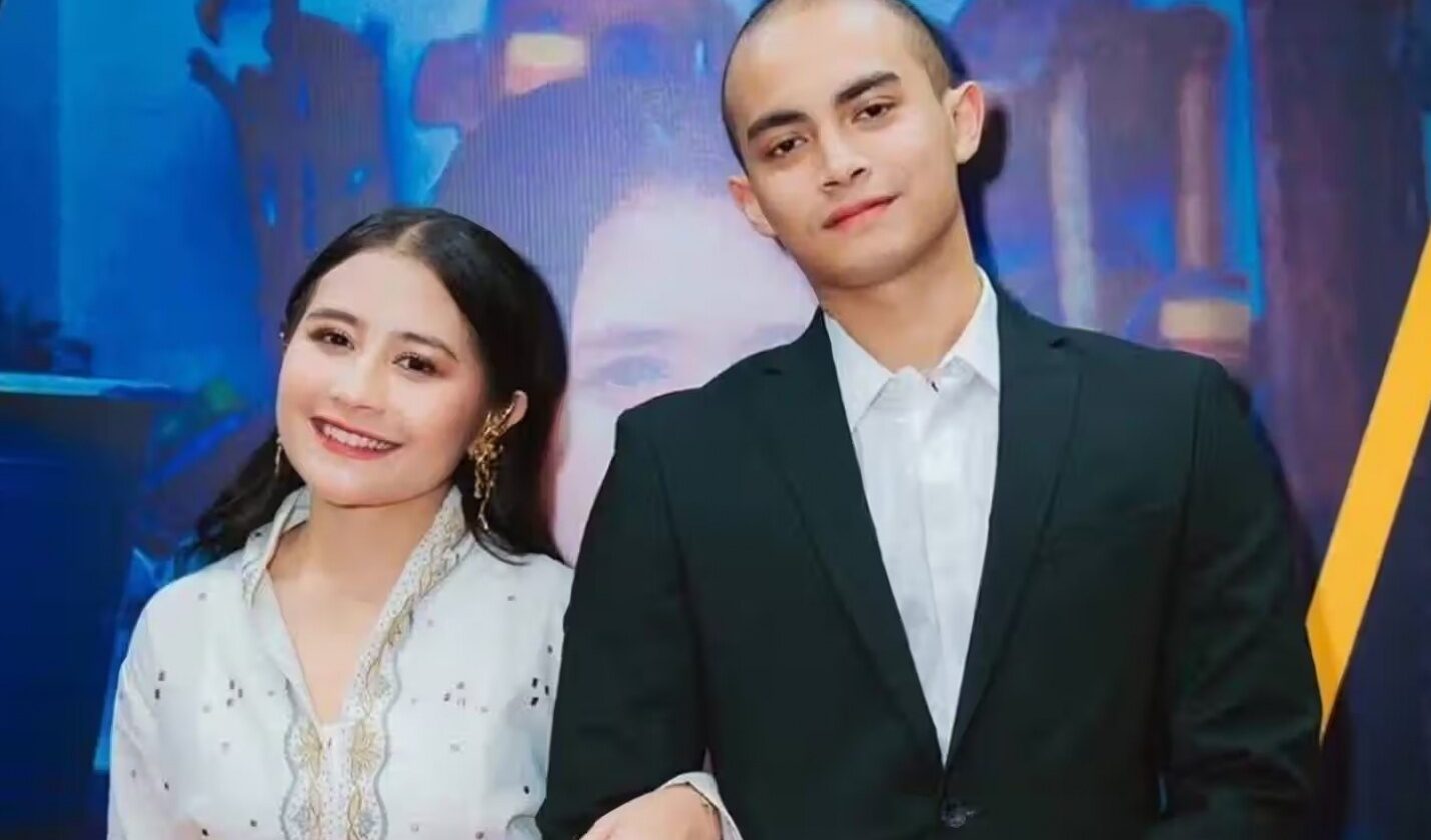 27859-prilly-latuconsina-dan-omara-esteghlal-instagramprillmara